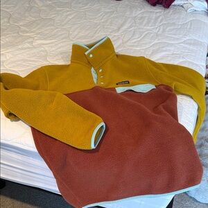 Patagonia fleece pullover